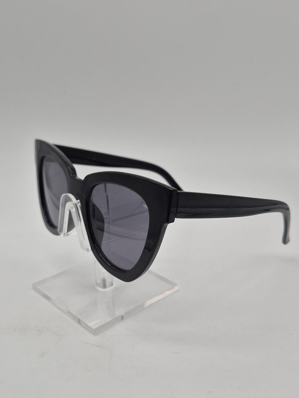 Black Cat-Eye Women's Sunglasses